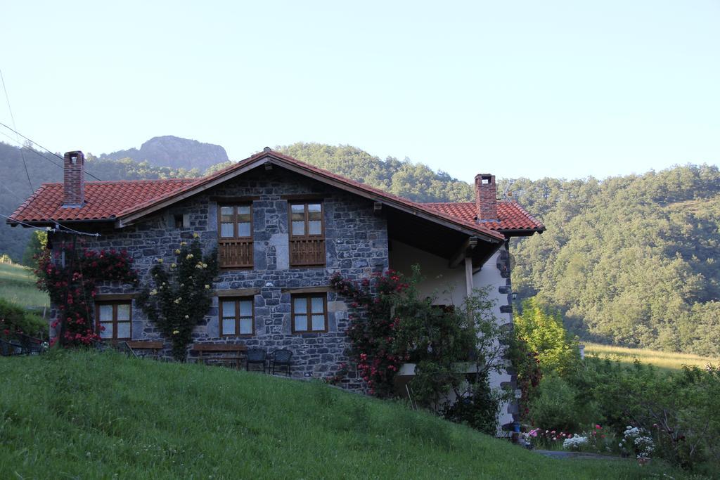Casa Carielda Guest House Pembes Exterior photo